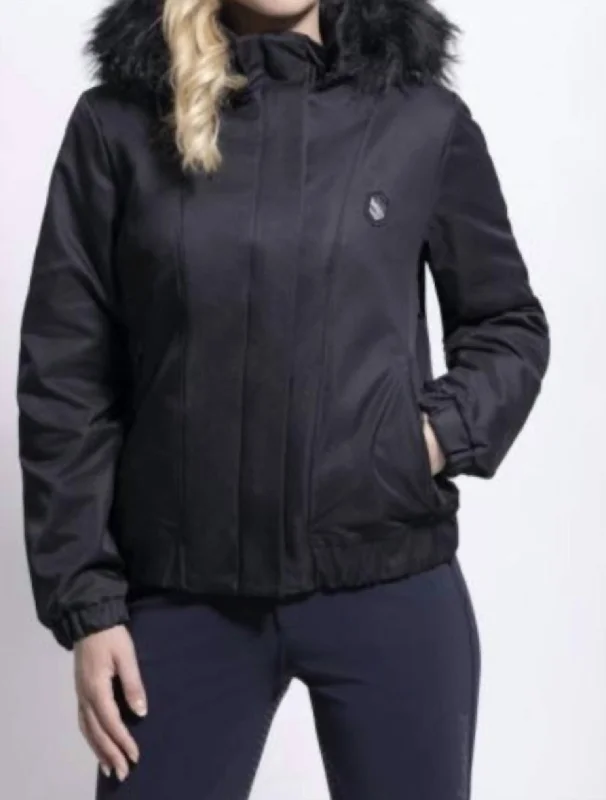 Ladies Bomber Jacket In Black