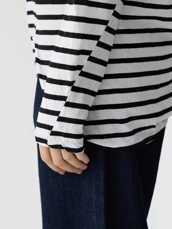 stripe scoop hem long sleeve t.shirt