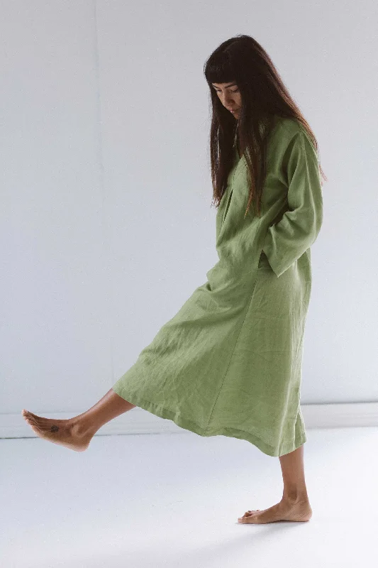 Emma linen dress in Herb Green